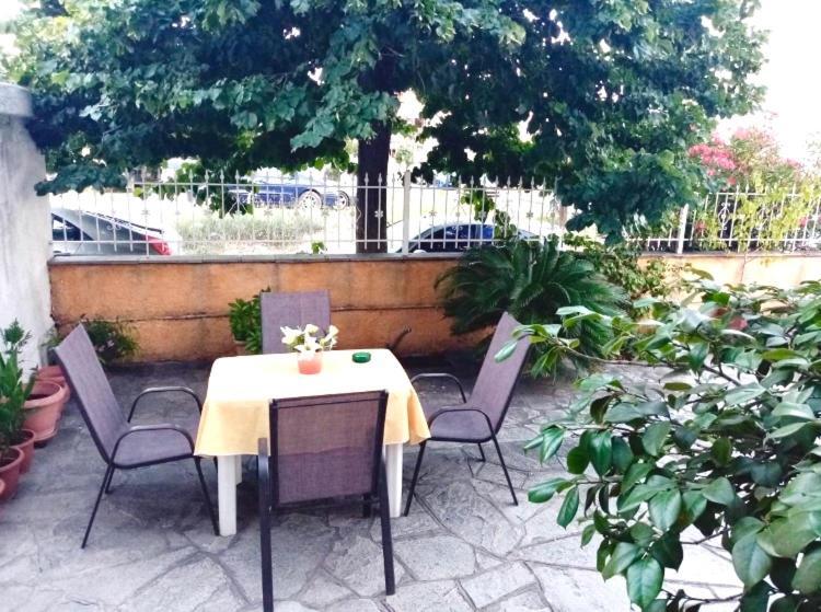 Villa Magda Nea Vrasna Bagian luar foto